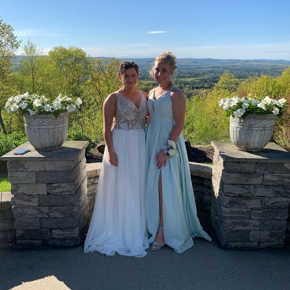 Prom Dress - Picture 4 of 6